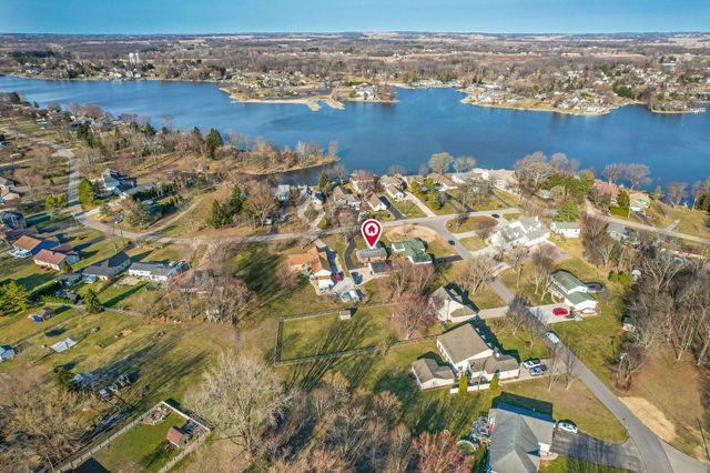 1545 E Choctaw Drive, London, OH 43140