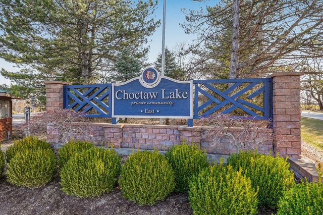 1545 E Choctaw Drive, London, OH 43140