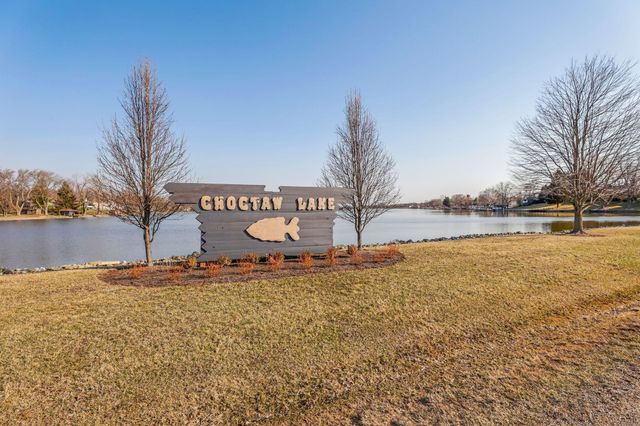 1545 E Choctaw Drive, London, OH 43140