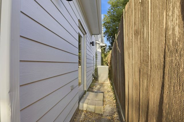 2028 Tuam Street, Houston, TX 77004