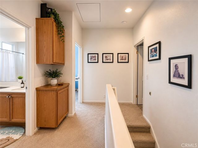 292 Edgemire Lane, Simi Valley, CA 93065