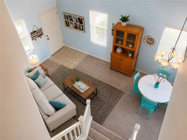 292 Edgemire Lane, Simi Valley, CA 93065