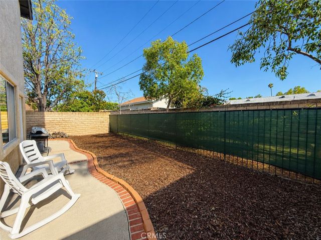 292 Edgemire Lane, Simi Valley, CA 93065