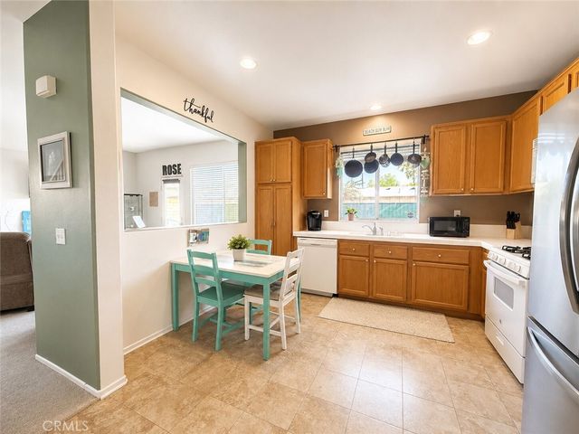 292 Edgemire Lane, Simi Valley, CA 93065