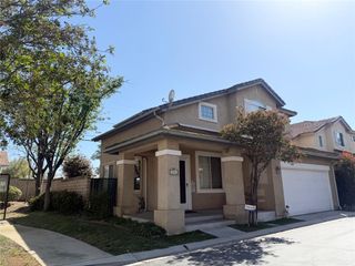 292 Edgemire Lane, Simi Valley, CA 93065