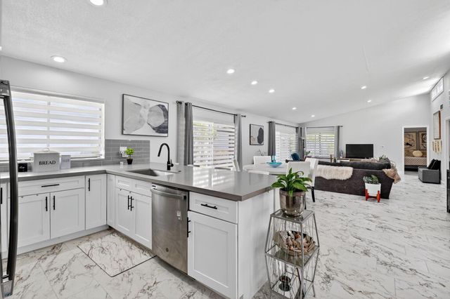 5588 Ainsley Court, Boynton Beach, FL 33437