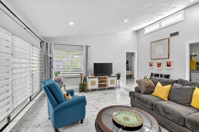 5588 Ainsley Court, Boynton Beach, FL 33437