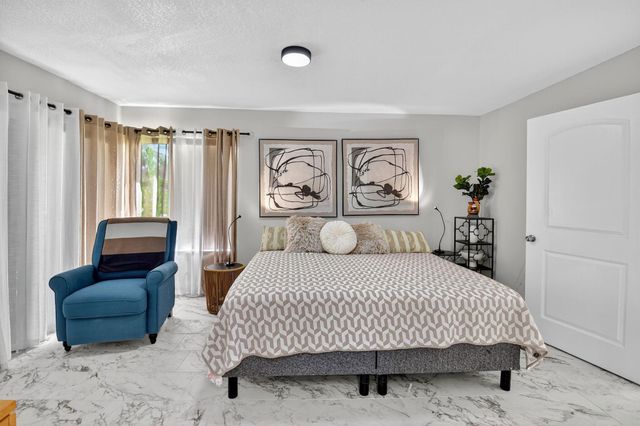 5588 Ainsley Court, Boynton Beach, FL 33437