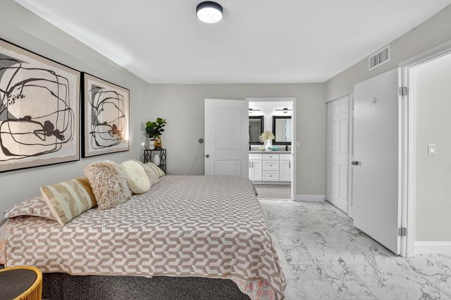 5588 Ainsley Court, Boynton Beach, FL 33437