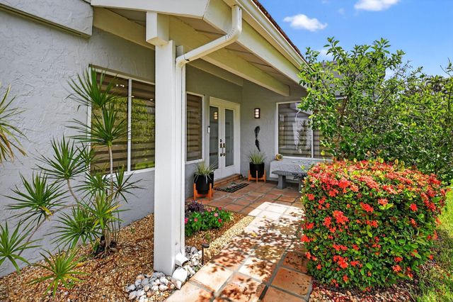 5588 Ainsley Court, Boynton Beach, FL 33437