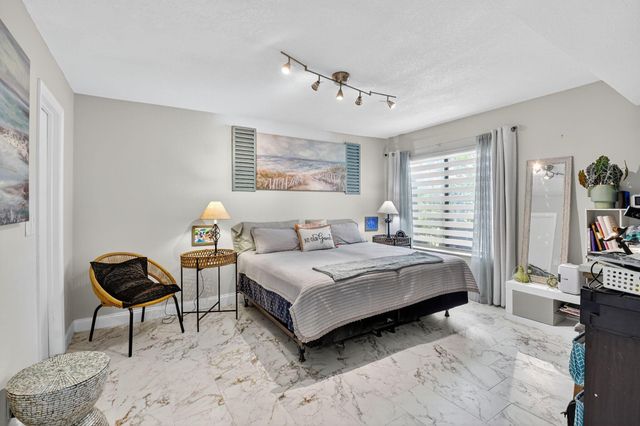 5588 Ainsley Court, Boynton Beach, FL 33437