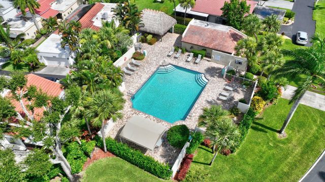 5588 Ainsley Court, Boynton Beach, FL 33437