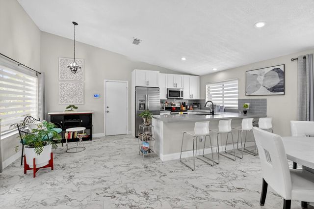 5588 Ainsley Court, Boynton Beach, FL 33437
