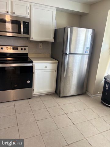 42 VICTORIA MANOR CT, Sicklerville, NJ 08081