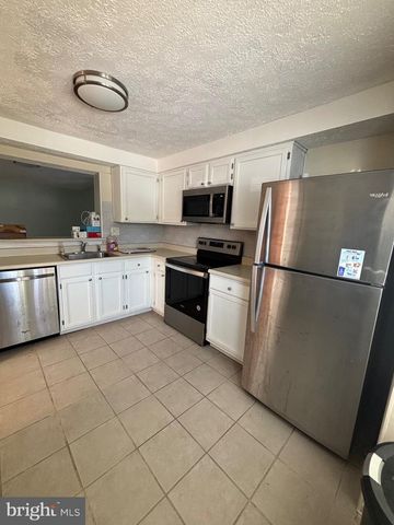 42 VICTORIA MANOR CT, Sicklerville, NJ 08081