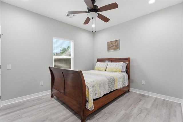 1110 Nelson Street, Vinton, LA 70668