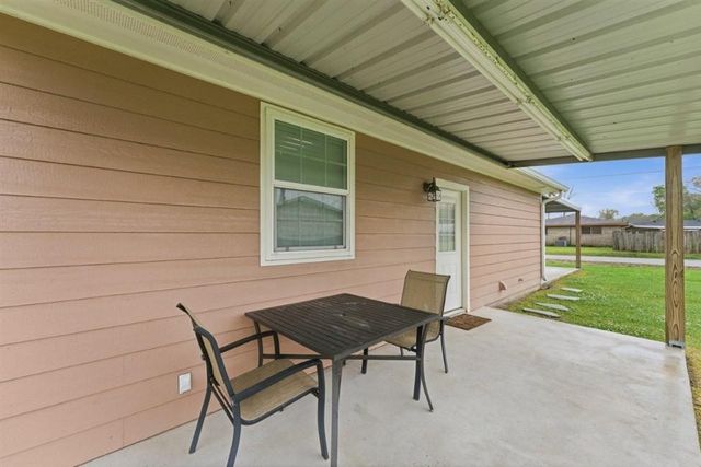 1110 Nelson Street, Vinton, LA 70668