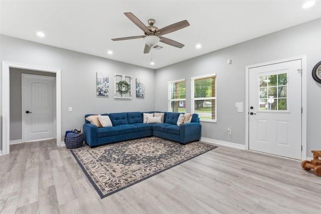 1110 Nelson Street, Vinton, LA 70668