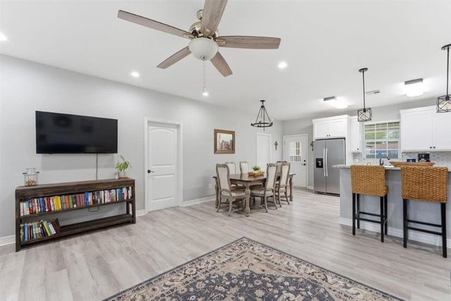 1110 Nelson Street, Vinton, LA 70668