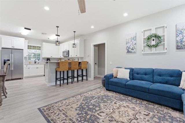 1110 Nelson Street, Vinton, LA 70668