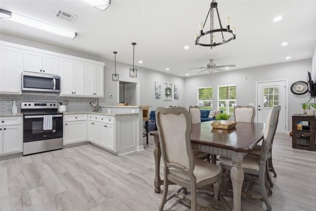 1110 Nelson Street, Vinton, LA 70668