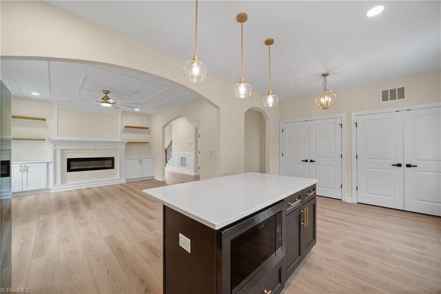 197 W Willow Street, Yadkinville, NC 27055