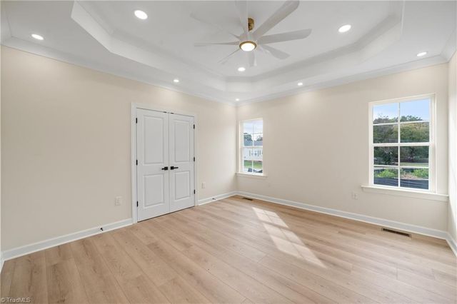 197 W Willow Street, Yadkinville, NC 27055
