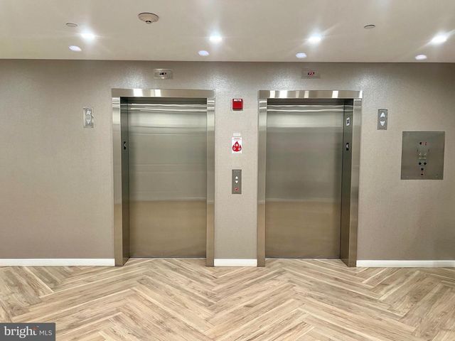 1600 CLARENDON BLVD #W407, Arlington, VA 22209