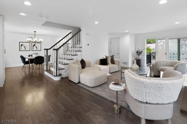 163 Myrtle Ave, Cedar Grove Twp., NJ 07009