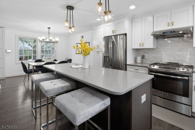 163 Myrtle Ave, Cedar Grove Twp., NJ 07009
