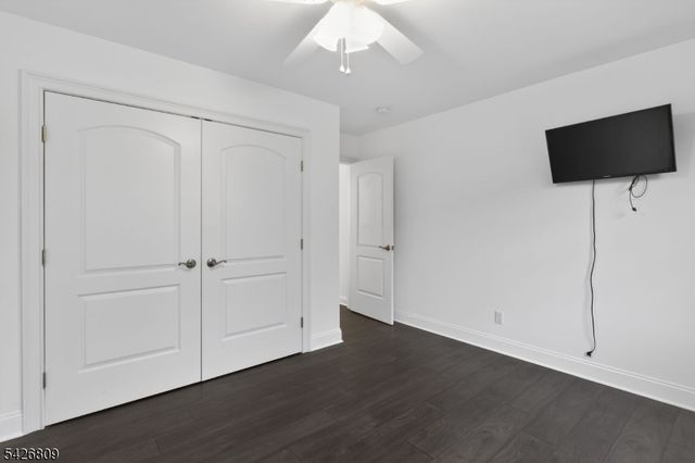 163 Myrtle Ave, Cedar Grove Twp., NJ 07009