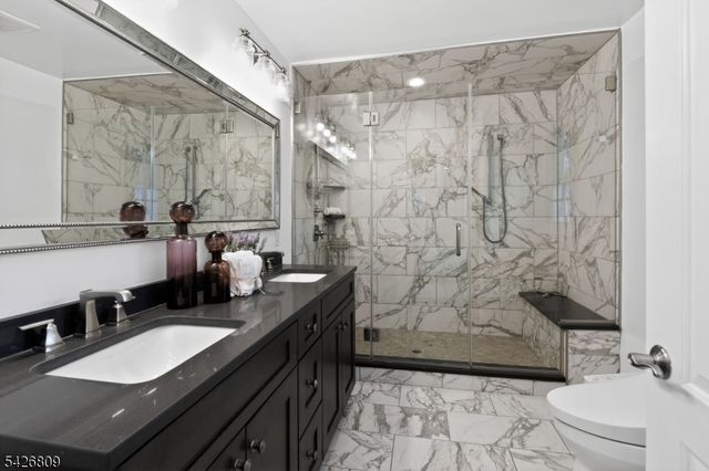 163 Myrtle Ave, Cedar Grove Twp., NJ 07009