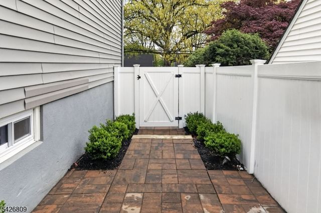 163 Myrtle Ave, Cedar Grove Twp., NJ 07009