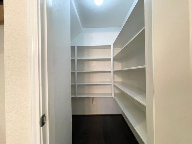 3010 Overbrook Meadow Lane, Katy, TX 77494
