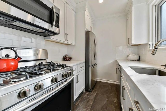 71-36 110th Street 6H, Forest Hills, NY 11375