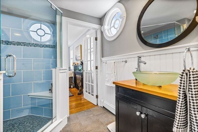 4 Margin St A, Cohasset, MA 02025