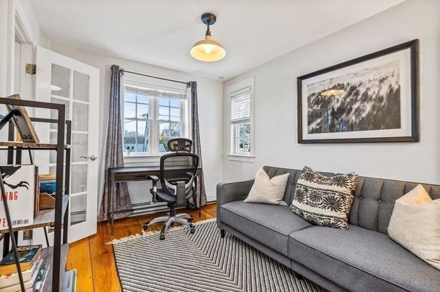 4 Margin St A, Cohasset, MA 02025