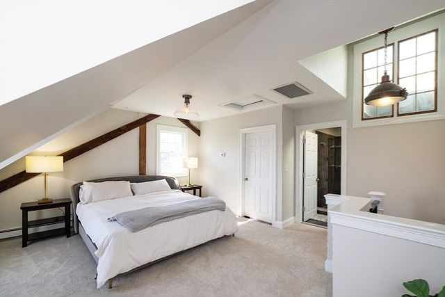 4 Margin St A, Cohasset, MA 02025