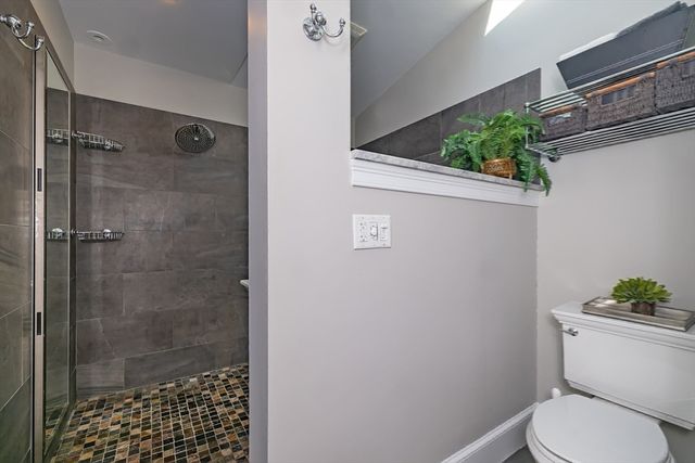 4 Margin St A, Cohasset, MA 02025