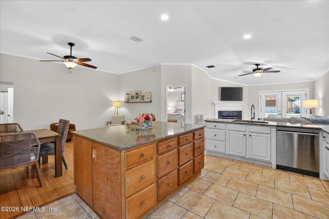 1224 BLUE EAGLE Trail, Jacksonville, FL 32225