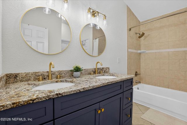 1224 BLUE EAGLE Trail, Jacksonville, FL 32225