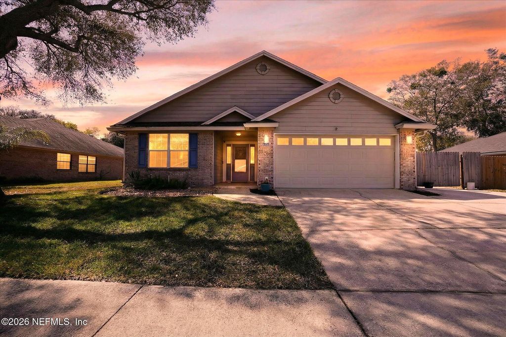 1224 BLUE EAGLE Trail, Jacksonville, FL 32225