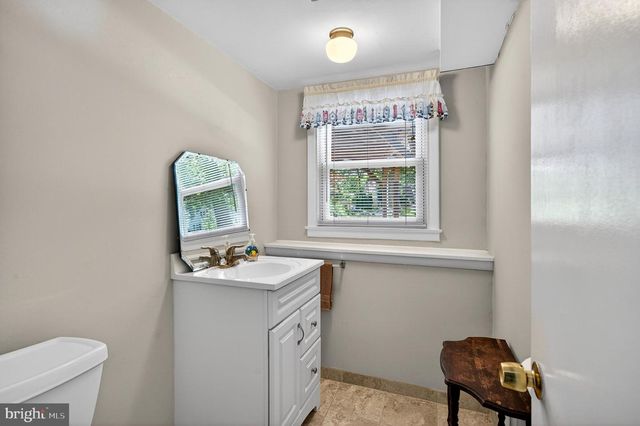 1312 MARY JANE LN, West Chester, PA 19380