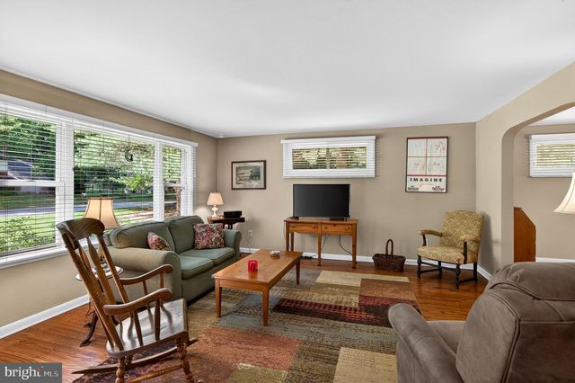 1312 MARY JANE LN, West Chester, PA 19380
