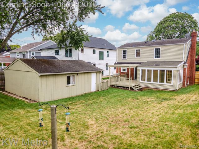 2120 VINSETTA Boulevard, Royal Oak, MI 48073