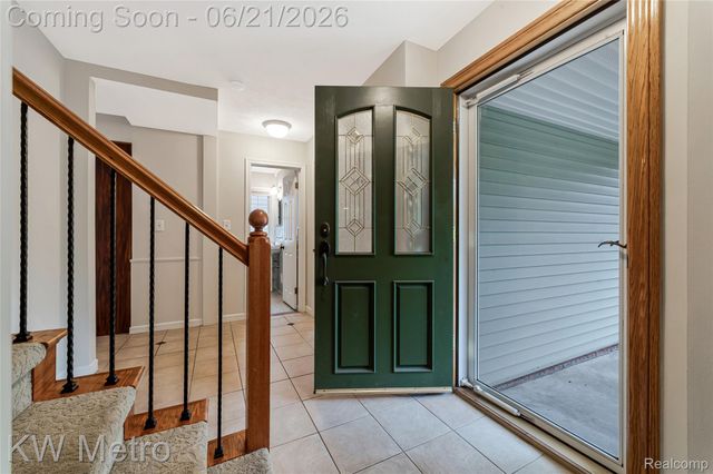 2120 VINSETTA Boulevard, Royal Oak, MI 48073