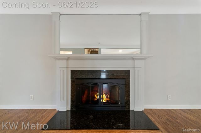 2120 VINSETTA Boulevard, Royal Oak, MI 48073