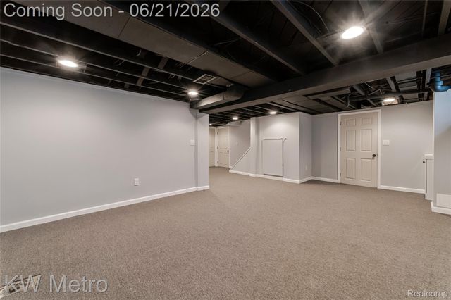2120 VINSETTA Boulevard, Royal Oak, MI 48073
