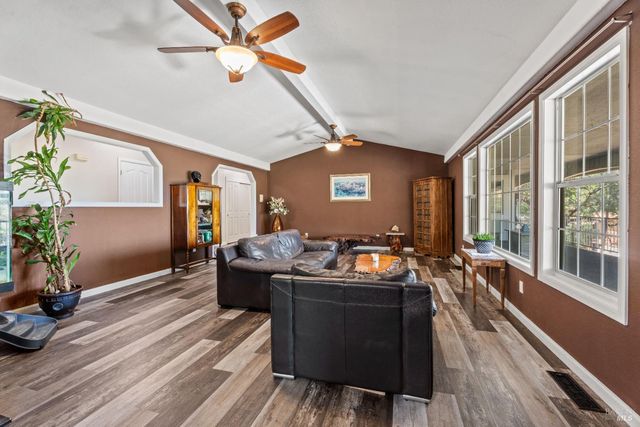 17319 Meadow View Dr, Hidden Valley Lake, CA 95467