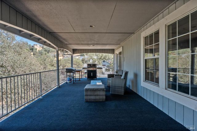 17319 Meadow View Dr, Hidden Valley Lake, CA 95467